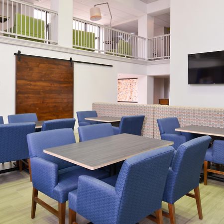 Holiday Inn Express Palm Desert By Ihg Exterior photo