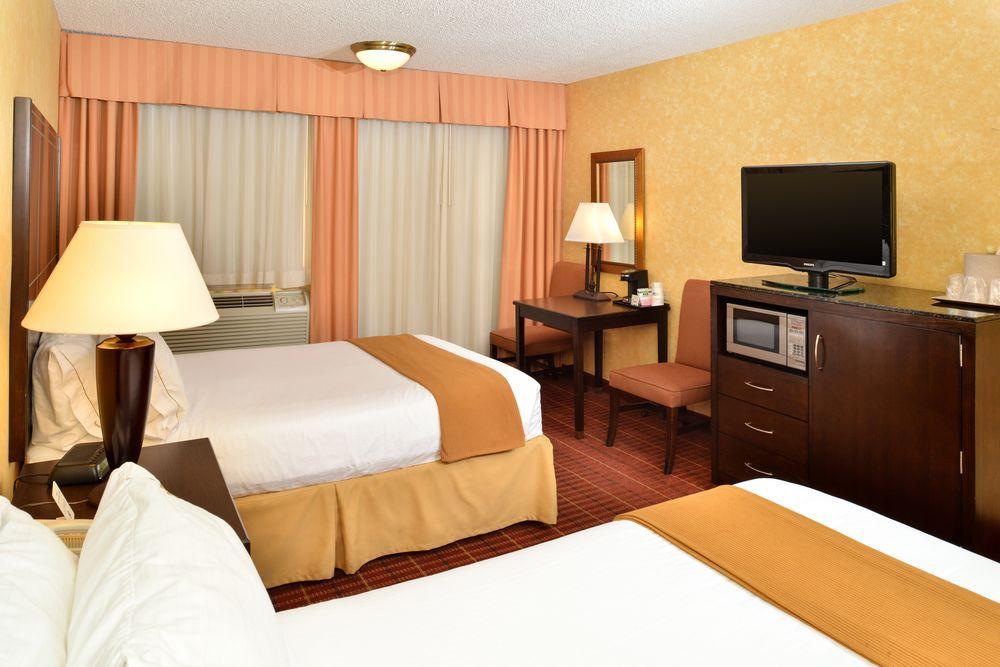 Holiday Inn Express Palm Desert By Ihg Exterior photo
