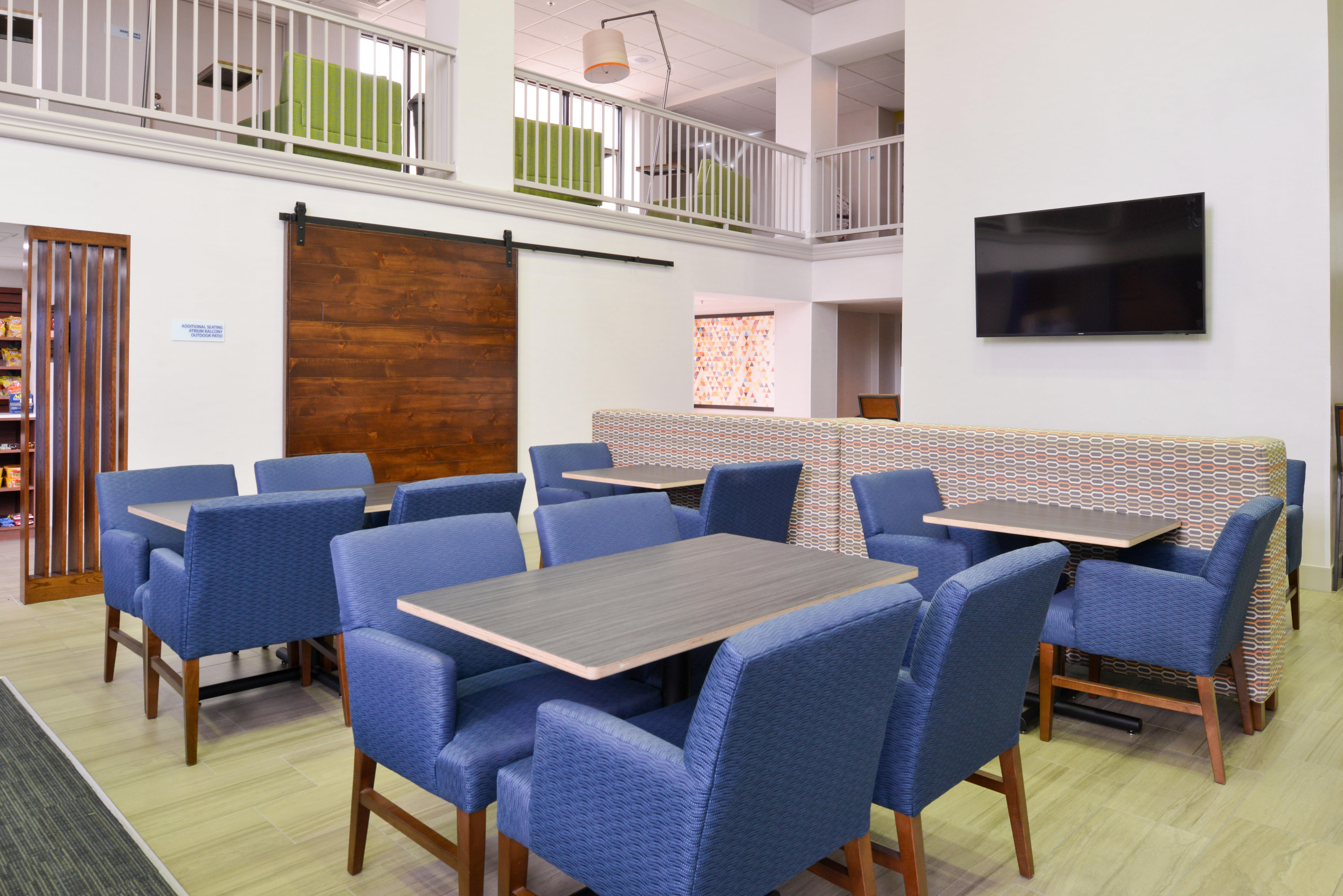 Holiday Inn Express Palm Desert By Ihg Exterior photo