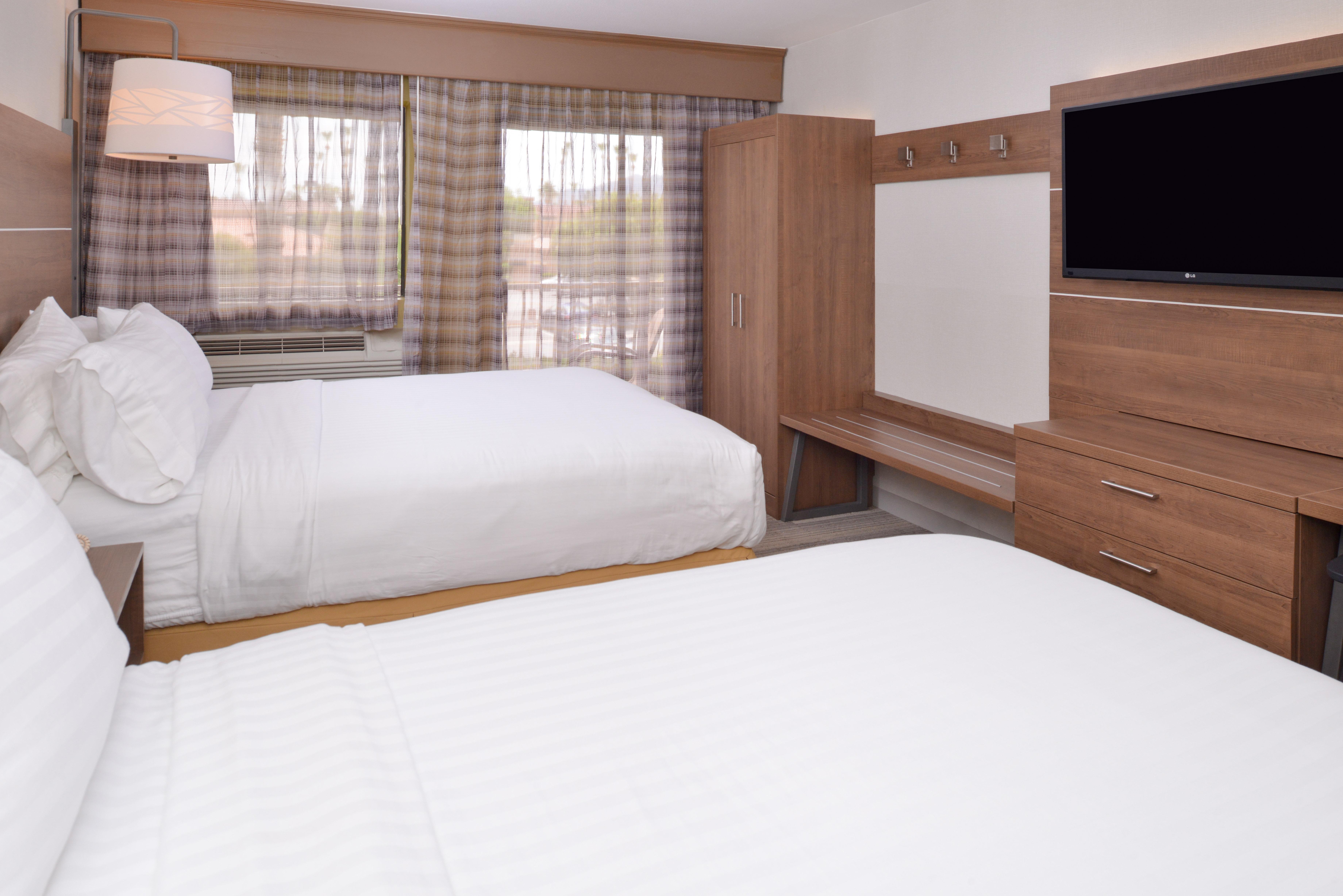 Holiday Inn Express Palm Desert By Ihg Exterior photo